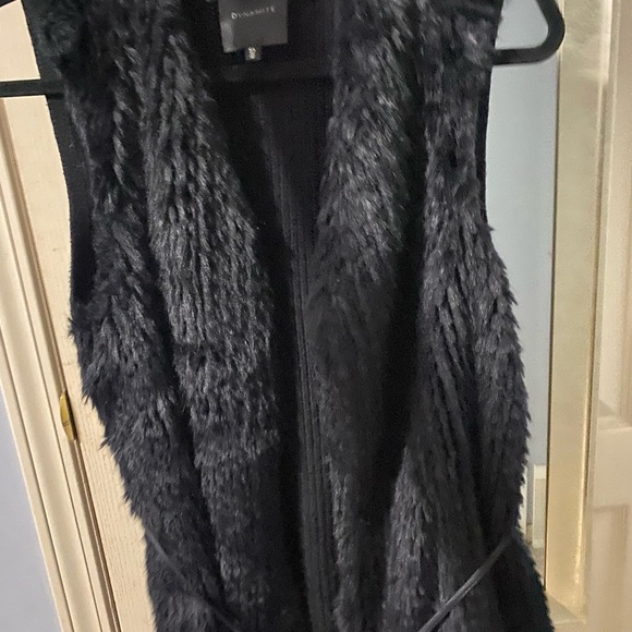 Faux fur vest - Picture 3 of 4